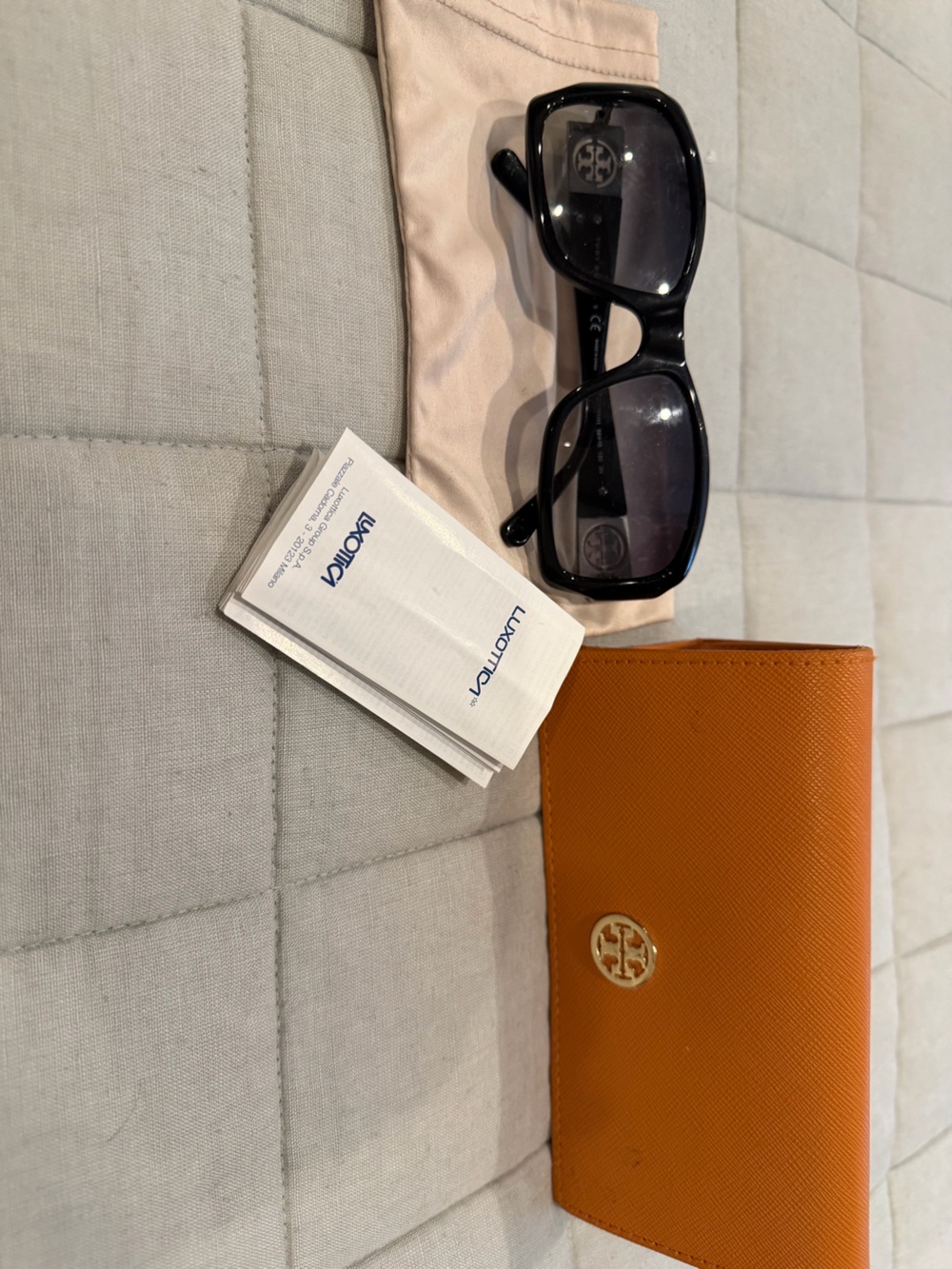 Tory Burch Black Gradient Sunglasses